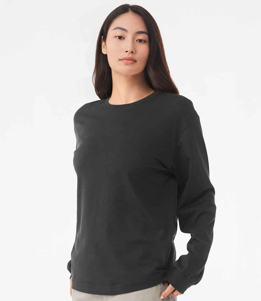 CV3511 Dark Grey Heather Model
