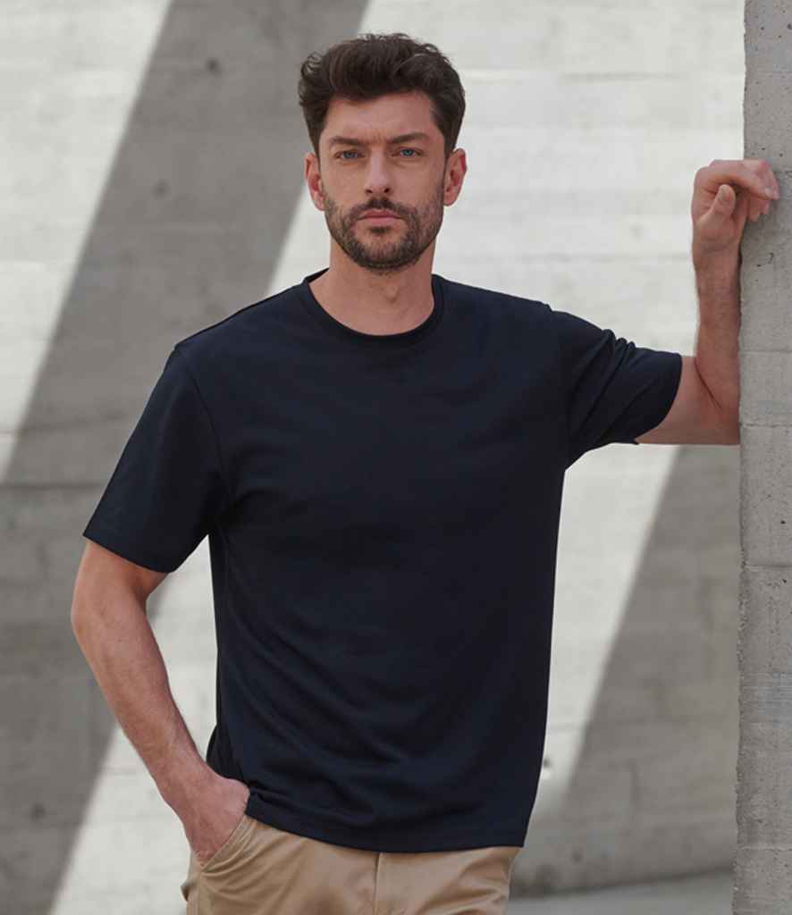 H075 Black Model