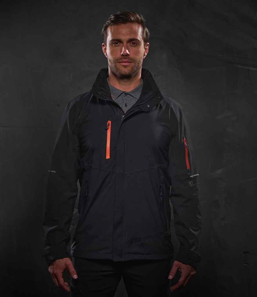RG368 Black/Magma Orange Model