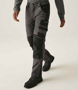 RG677 Slate Grey/Black Model