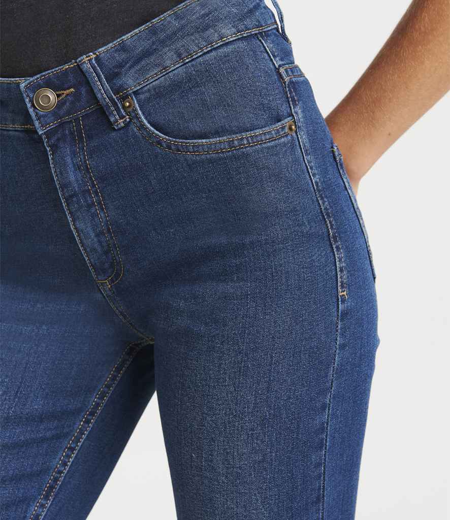 SD11 Dark Blue Wash Model